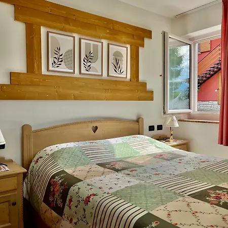 Iris - La Prima Vacanze Nell'altopiano Apartament