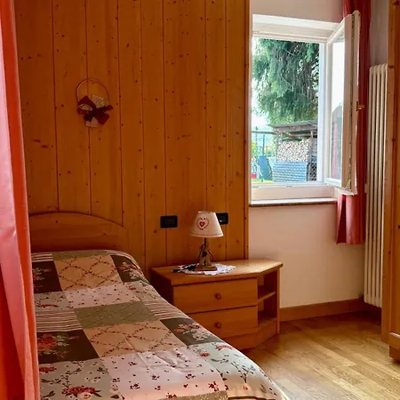 Iris - La Prima Vacanze Nell'altopiano Appartement Asiago