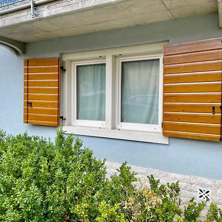 Iris - La Prima Vacanze Nell'altopiano