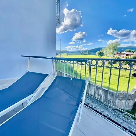 Iris - La Prima Vacanze Nell'altopiano Apartment